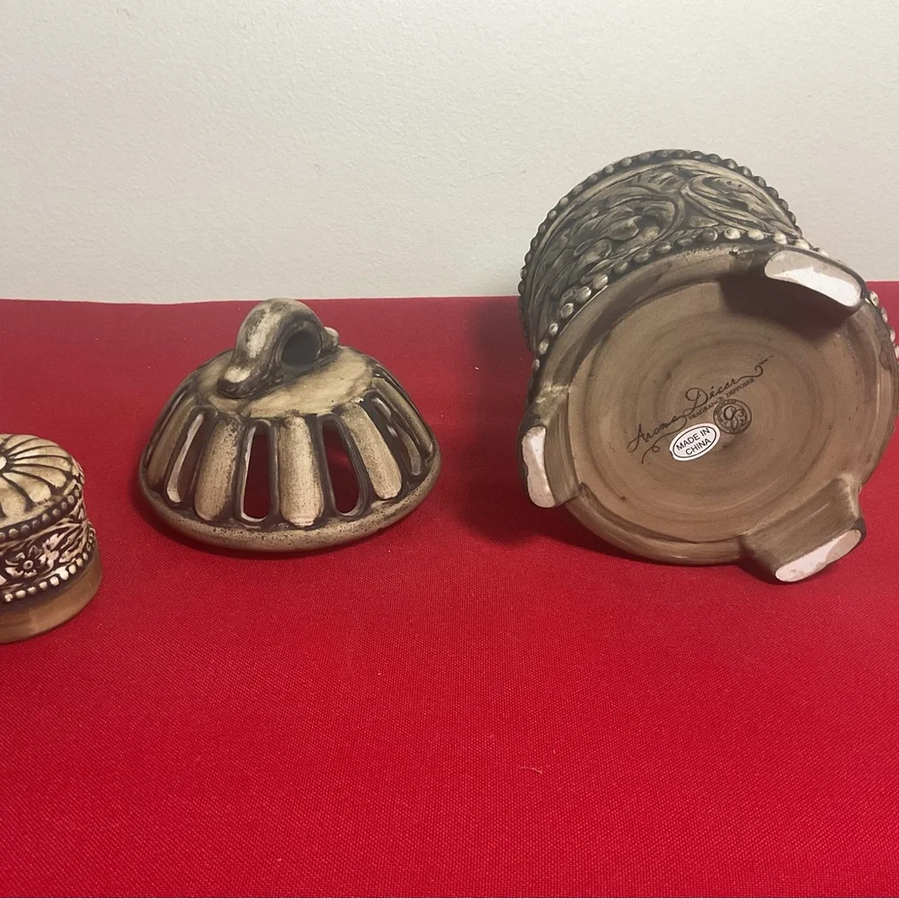 Greenleaf Ceramic Fragrance Diffuser Potpourri Holder Bohemian Floral Decor 7.5”
